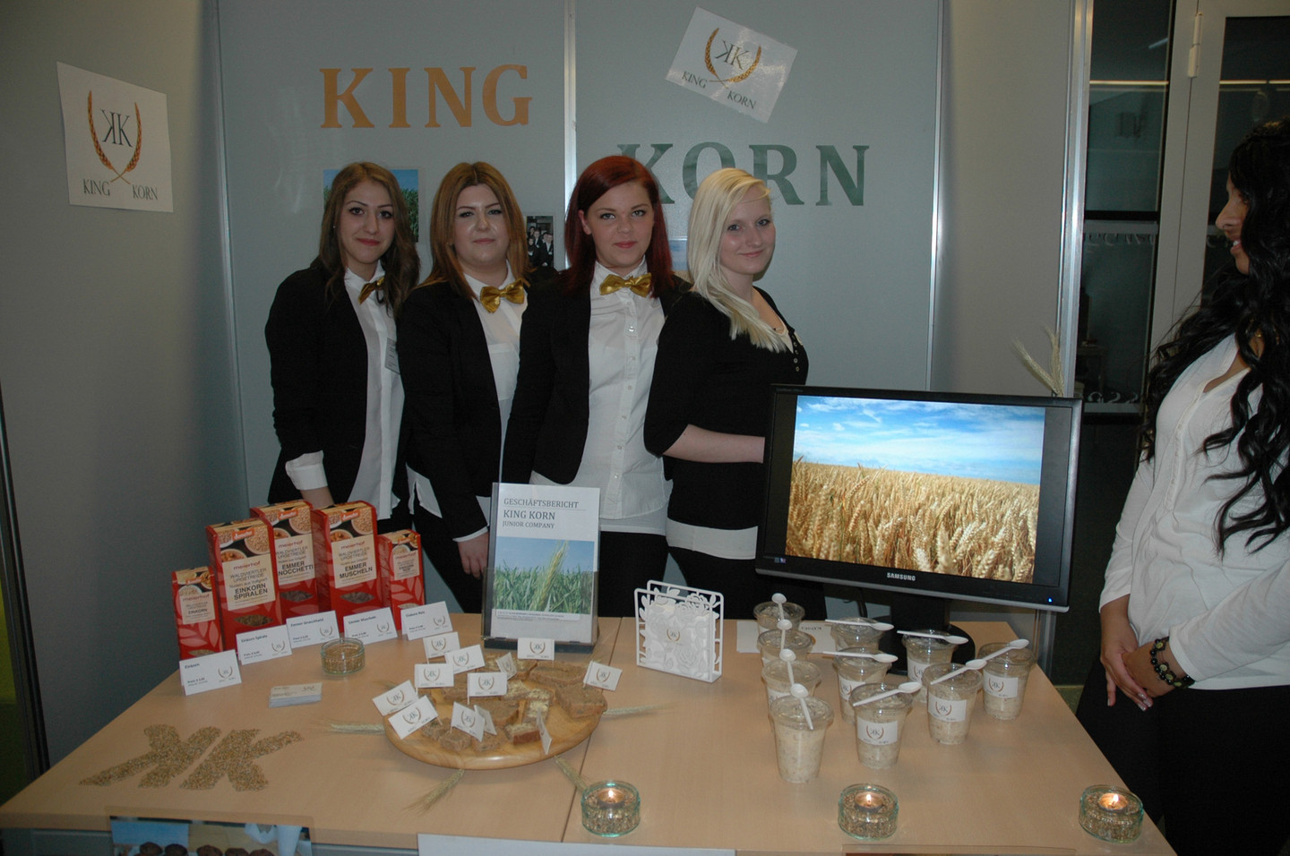 2. Platz für die Junior Company King Korn --Bild-Nr. 2