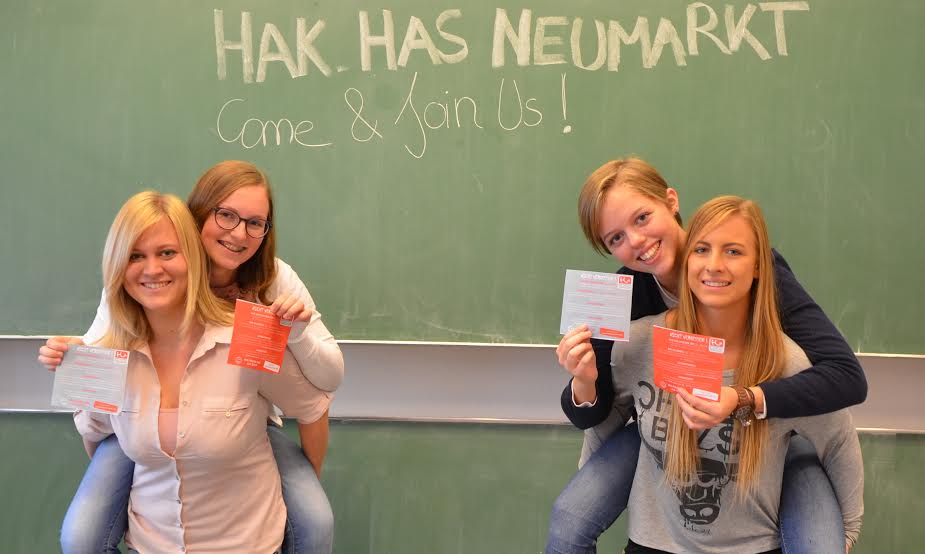 Wie stellt man die HAK.HAS Neumarkt einer NMS-Klasse vor?--Bild-Nr. 2