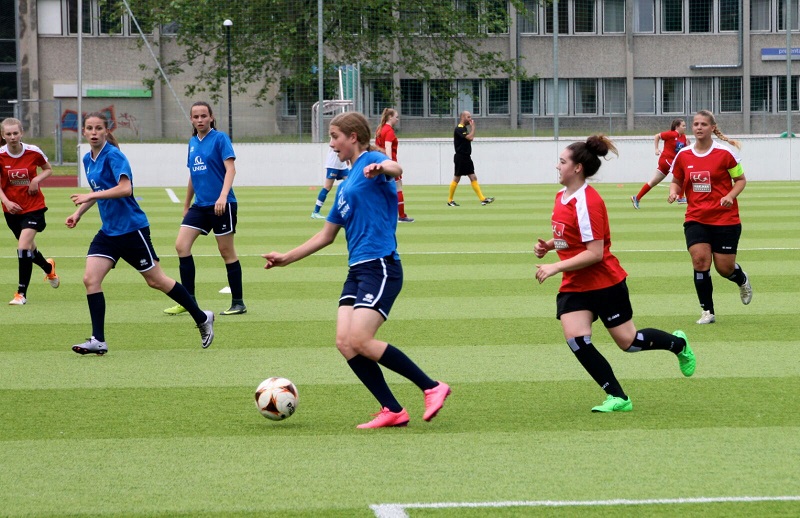 Damen Fußball-Landesmeisterschaften Kleinfeld 02.06.2017--Bild-Nr. 2