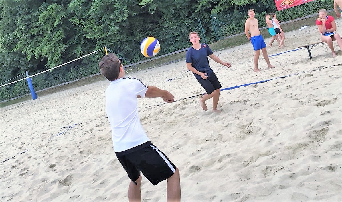 3. Platz bei den Beachvolleyball Landesmeisterschaften in Mattsee--Bild-Nr. 5