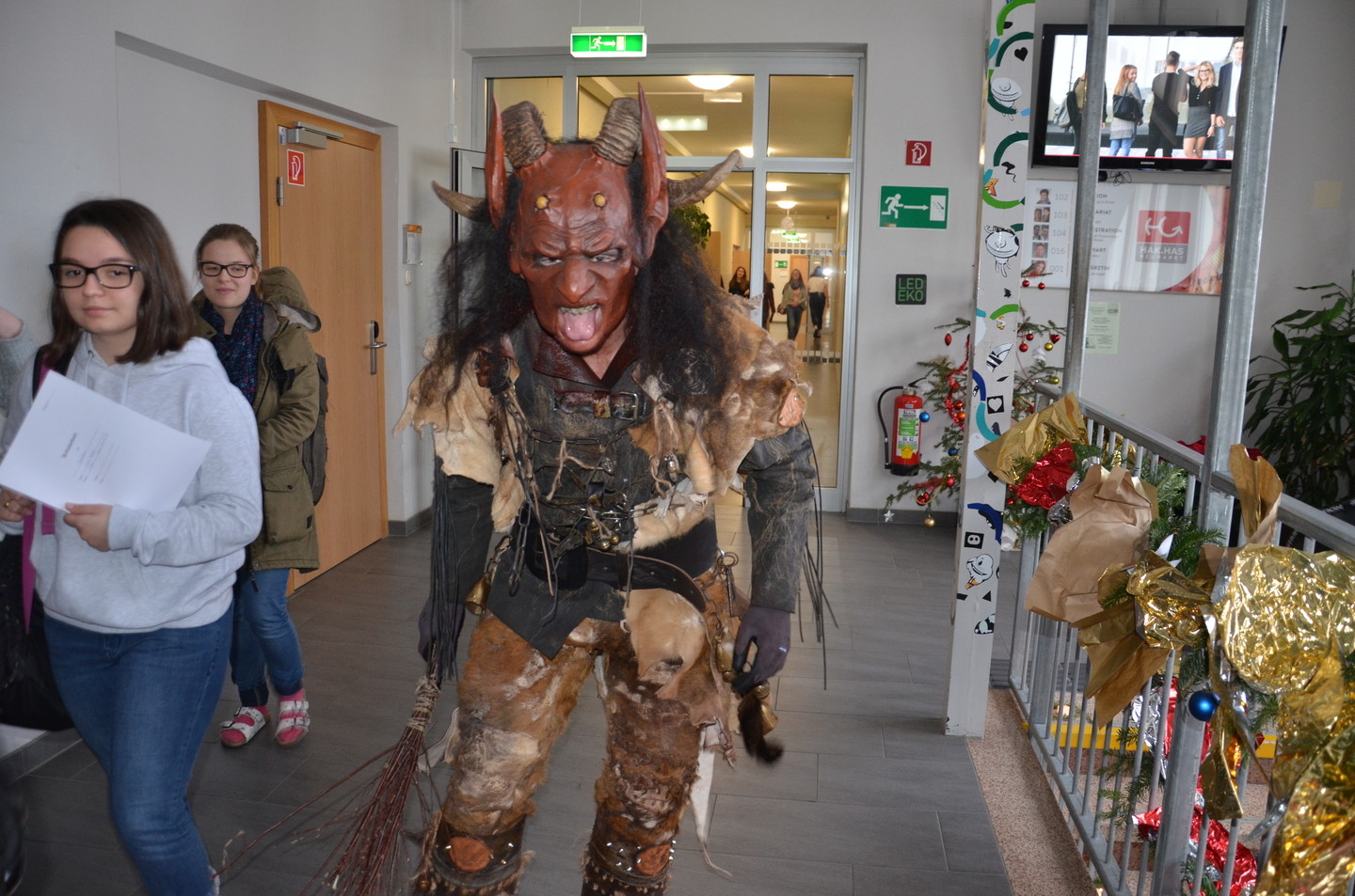 KUFÖ bringt den Krampus ins Haus - für einen sozialen Zweck!--Bild-Nr. 6