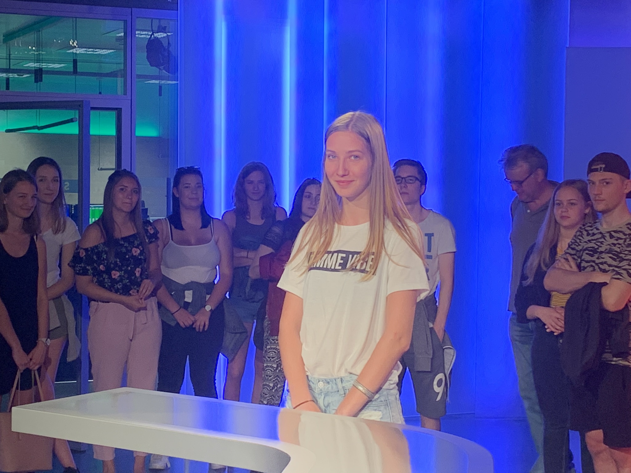 Zur Belohnung auf Besuch im ORF Landesstudio--Bild-Nr. 1