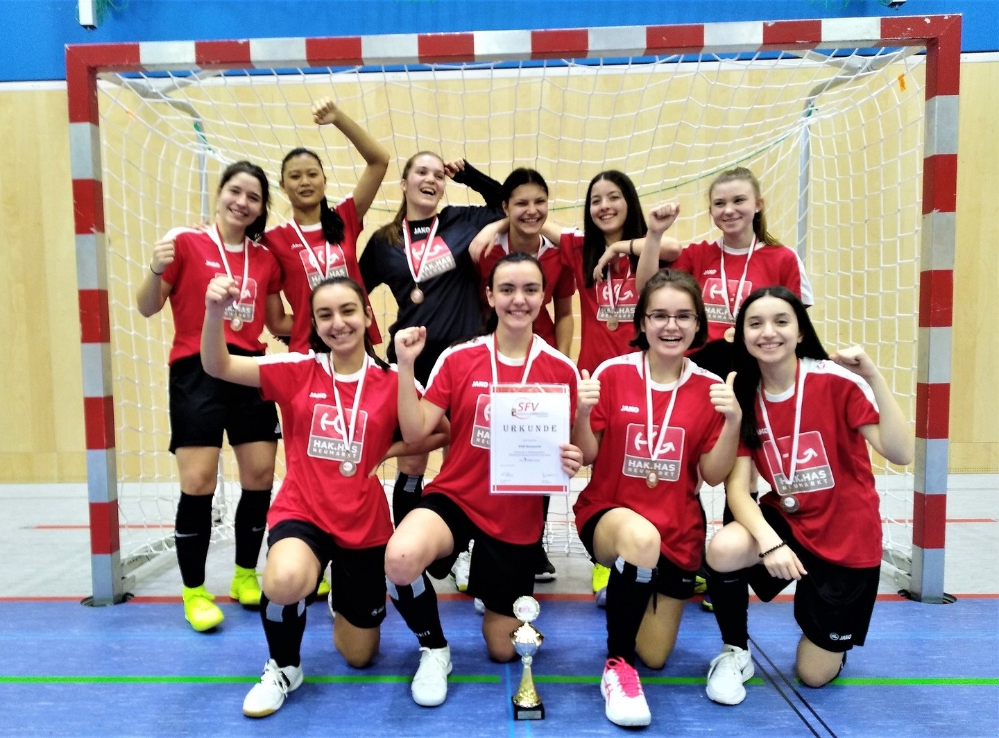 Damen Hallenfußball-Landesmeisterschaften in Rif--Bild-Nr. 3