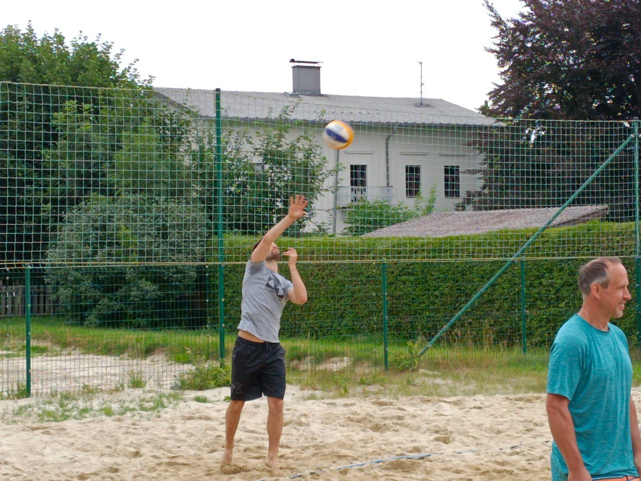 Volleyballturnier am vorletzten Schultag--Bild-Nr. 3