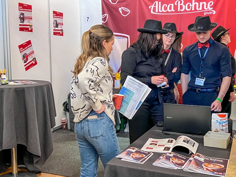 AlcaBohne bei der internationalen Übungsfirmenmesse in Wien--Bild-Nr. 5