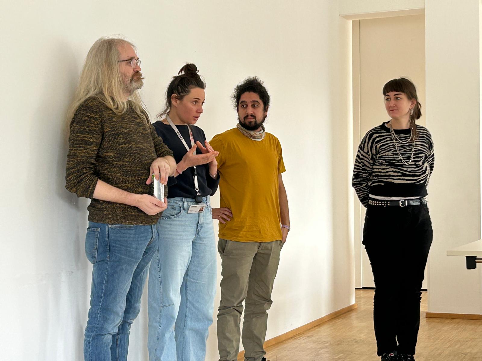 Spendenübergabe und Besuch des Haus Franziskus – Notschlafstelle der Caritas Salzburg--Bild-Nr. 2