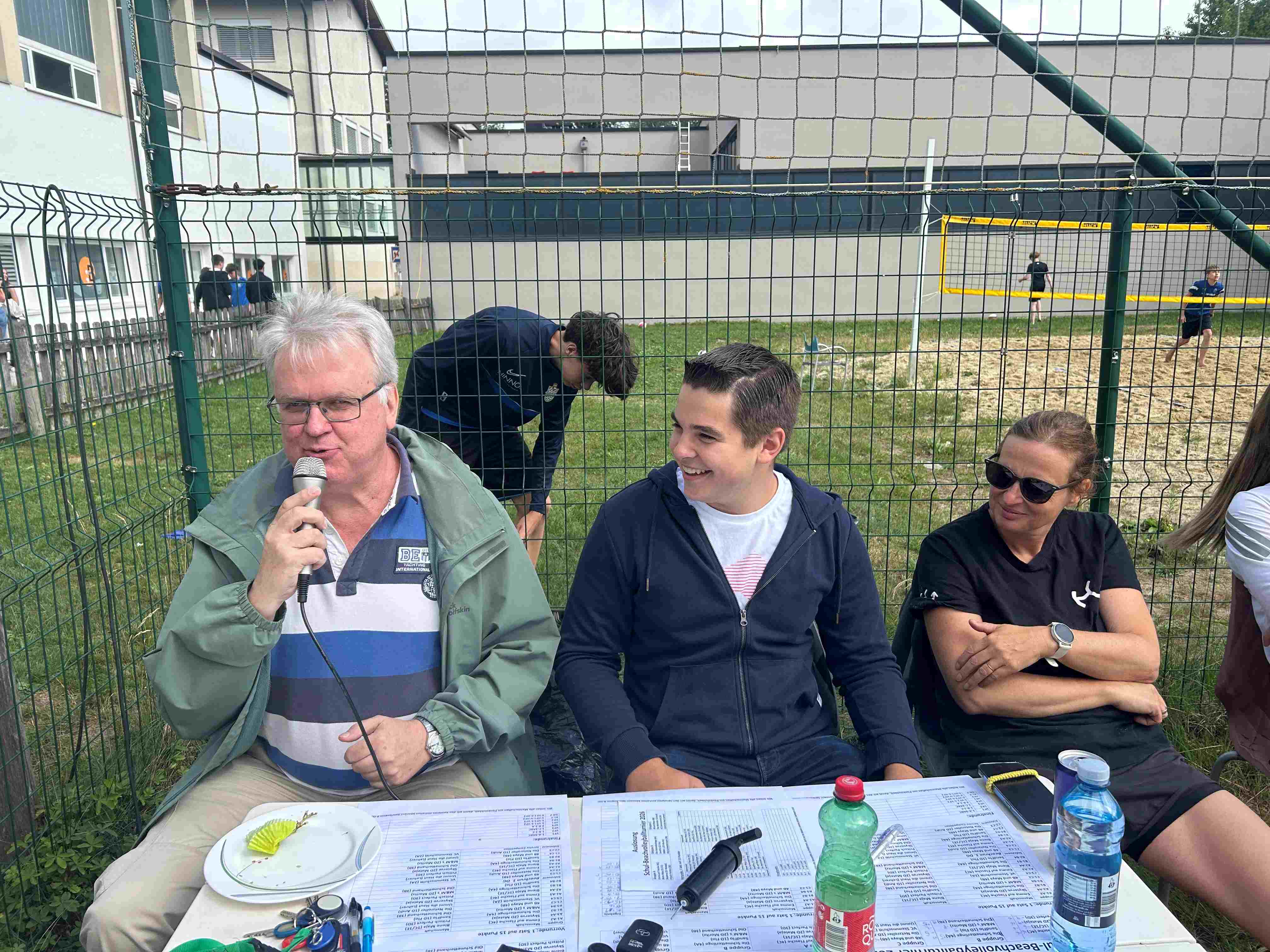 Schul-Beachvolleyballturniere in den letzten beiden Schulwochen--Bild-Nr. 2